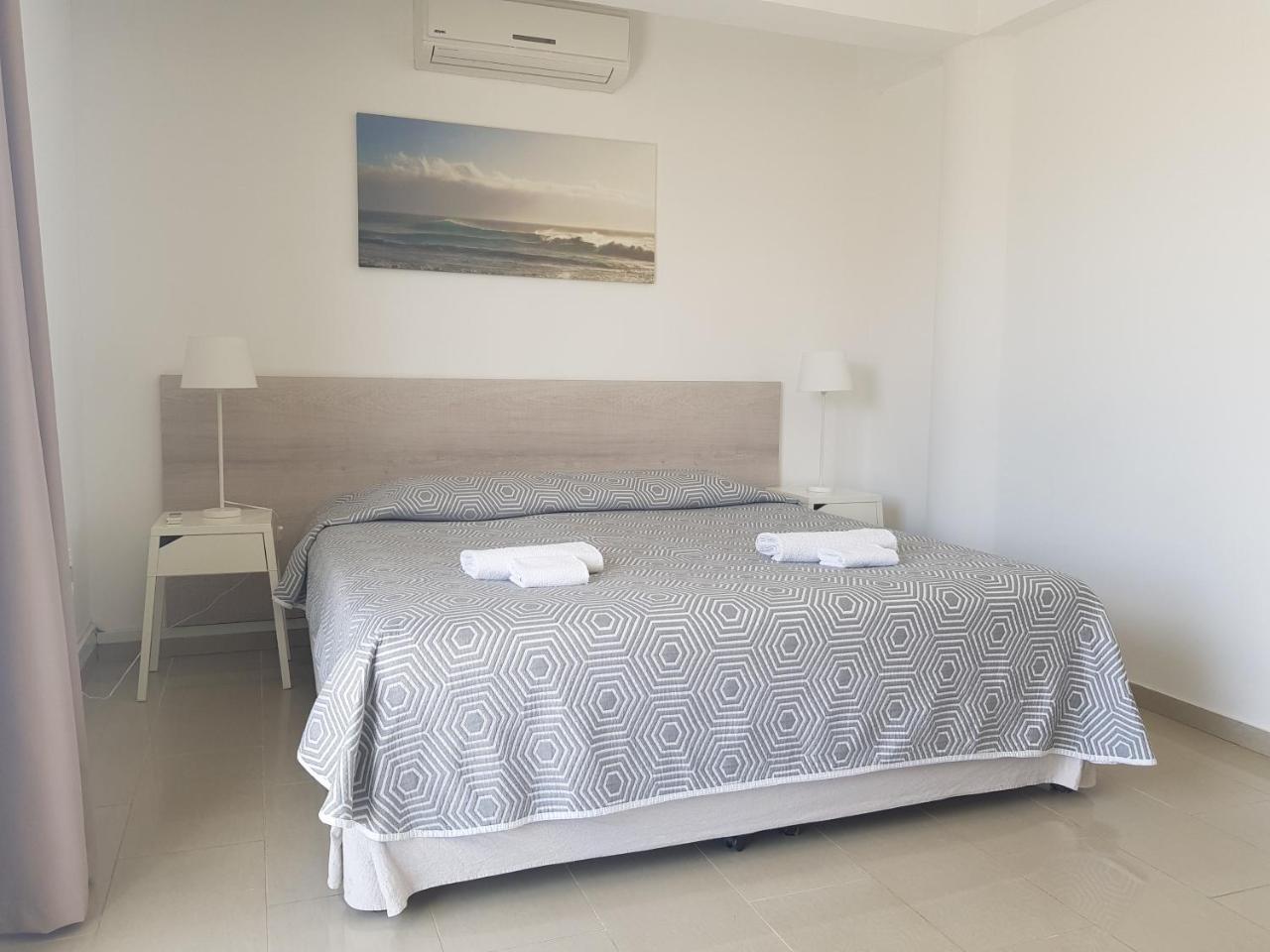 Valentinos Apartments 파포스 외부 사진
