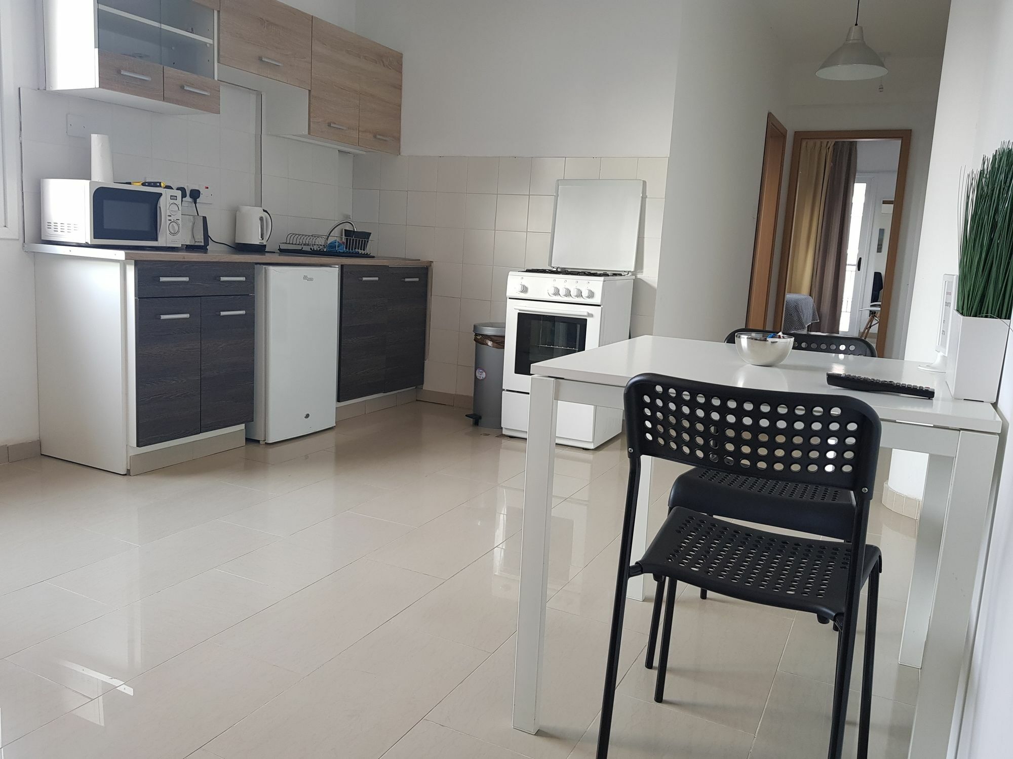 Valentinos Apartments 파포스 외부 사진